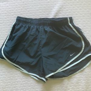 NWOT teal Nike shorts